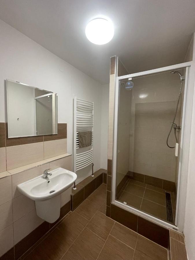 Hostel U Sv. Stepana Litomerice Ngoại thất bức ảnh